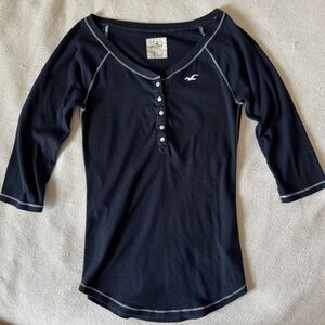 Vintage Y2K Hollister Fitted Henley 3/4 Length Sleeve Top